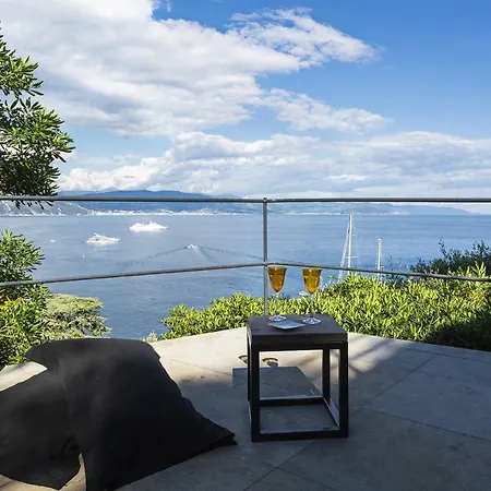 Franca - Design, Sea View And Pool